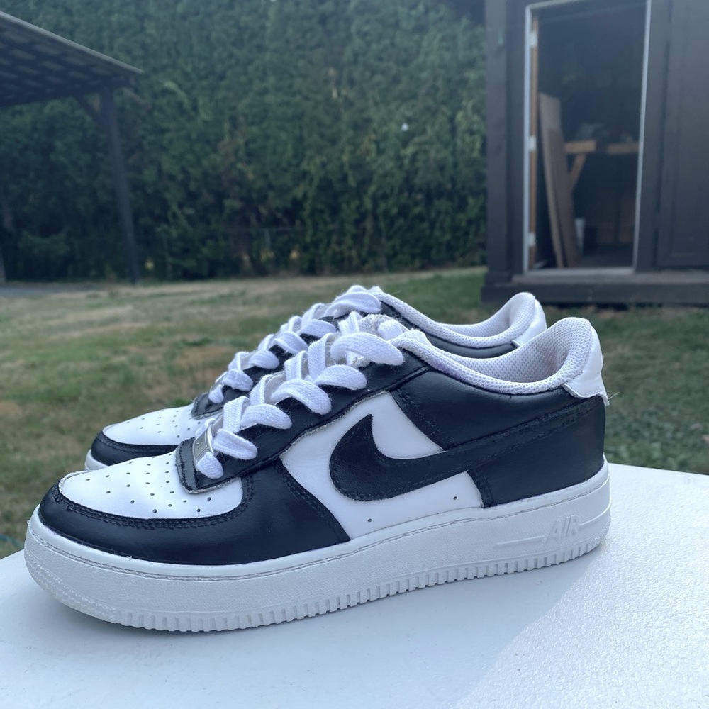 SOLD Custom panda AF1s